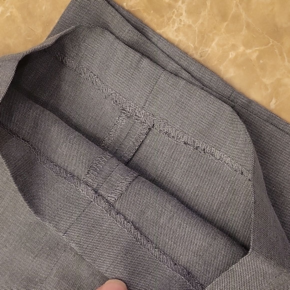 Hagar Men's Gray Twill Dress Slacks, 33x32 - Picture 13 of 16